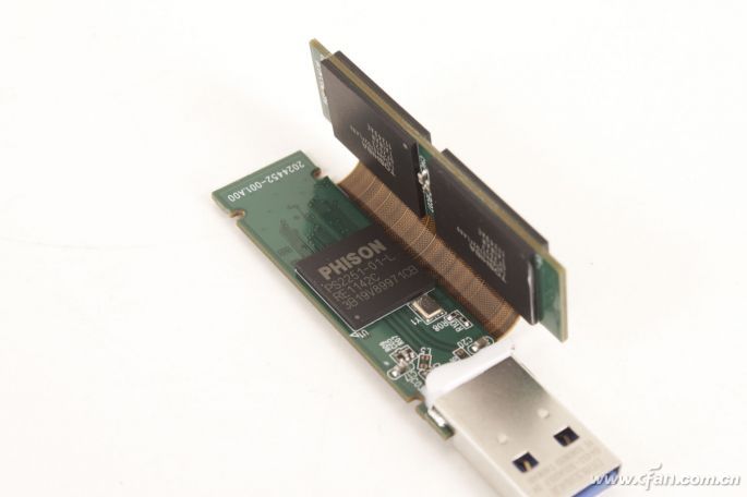 为何U盘速度就是追不上SSD呢？